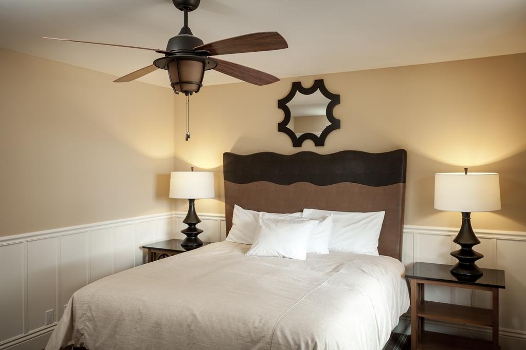 פסיפיק גרוב Lighthouse Lodge & Cottages חדר תמונה