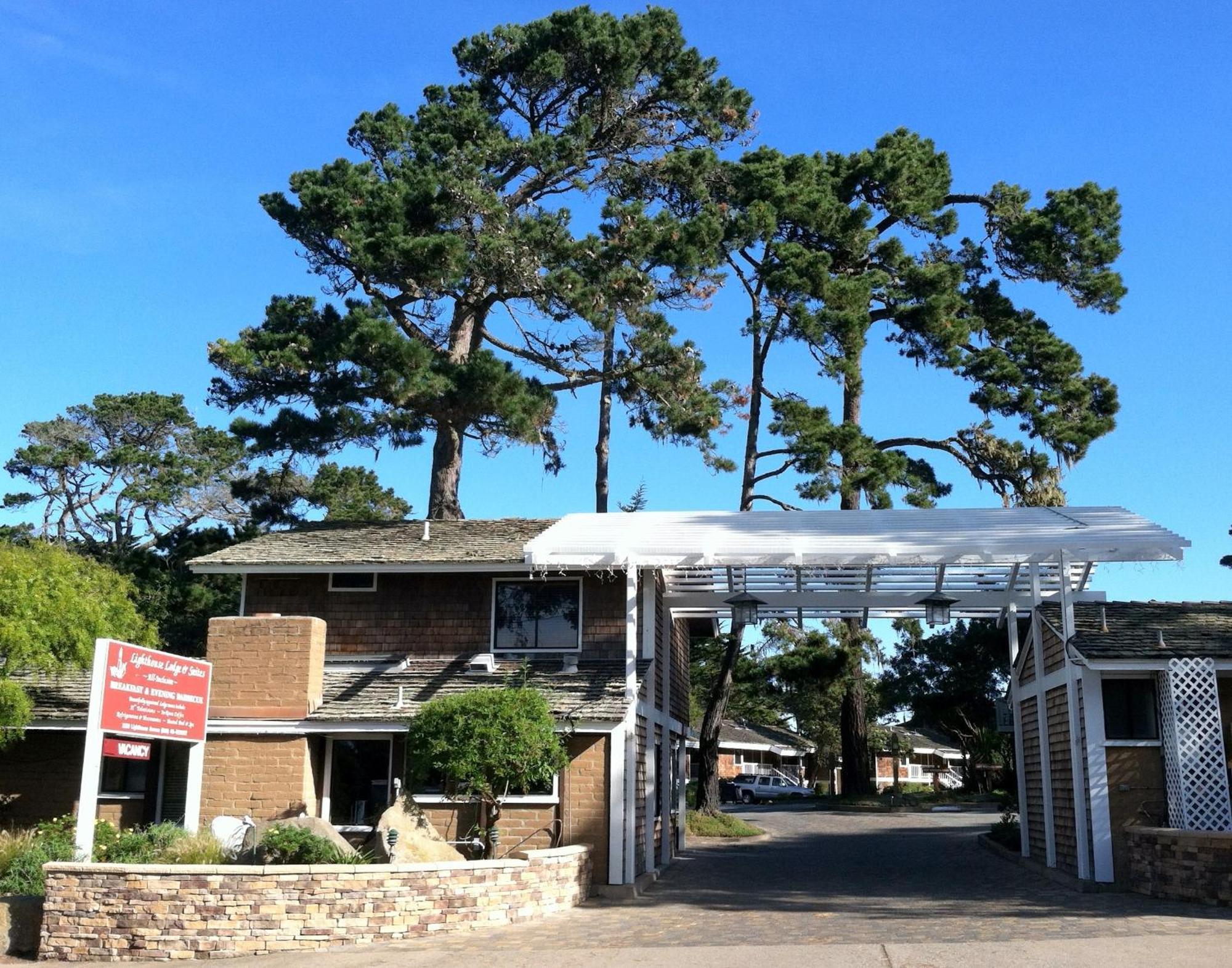 פסיפיק גרוב Lighthouse Lodge & Cottages מראה חיצוני תמונה