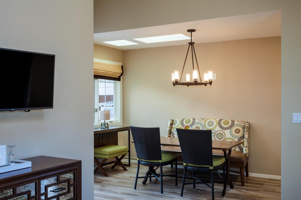 פסיפיק גרוב Lighthouse Lodge & Cottages מראה חיצוני תמונה